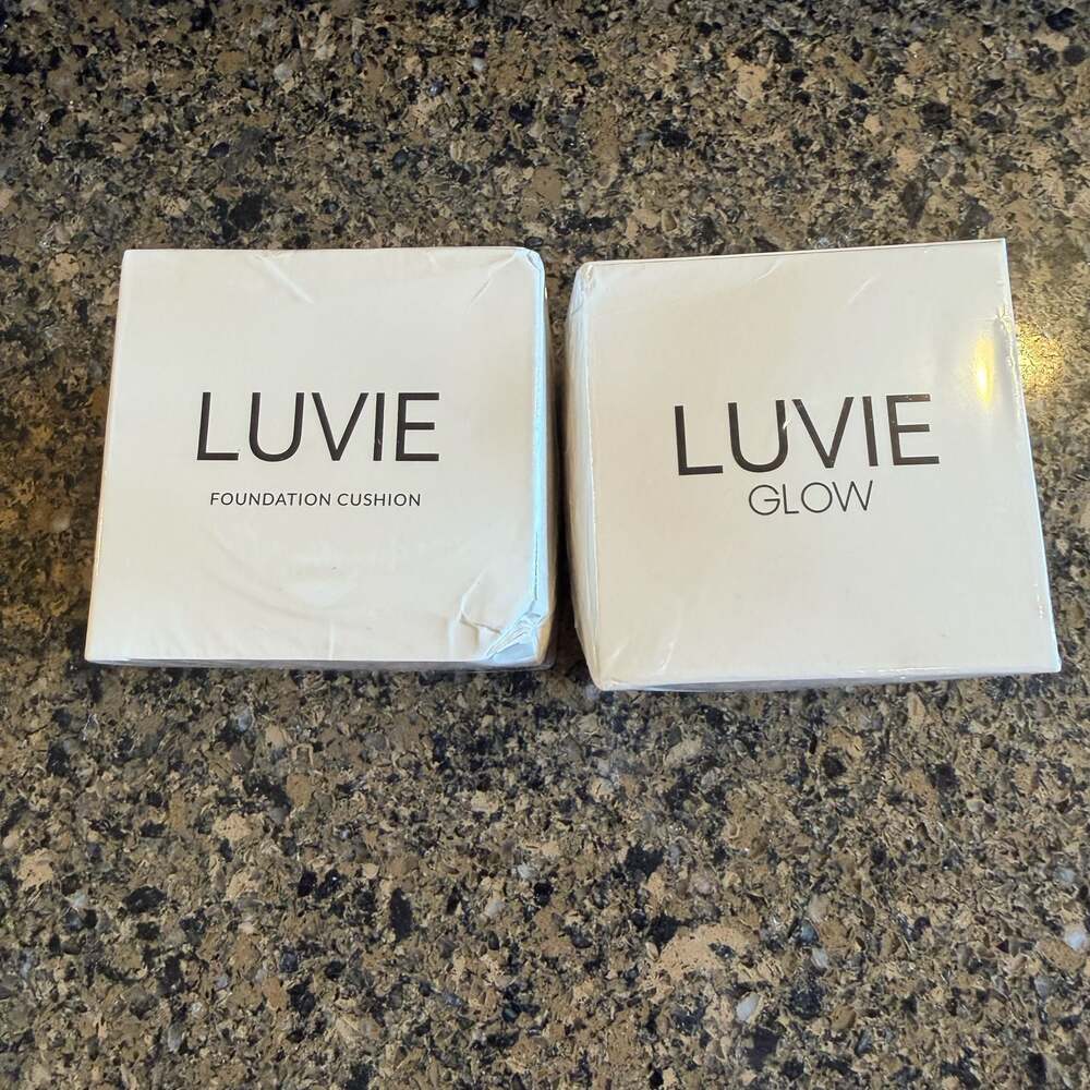 Luvie Foundation Cushion Glow Ivory 18g